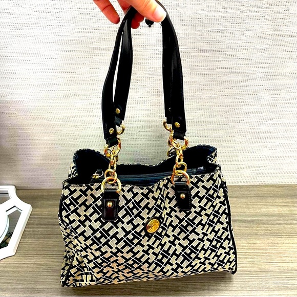 Tommy Hilfiger Monogram Stylish Tote Bag Black and Gold - Picture 6 of 16